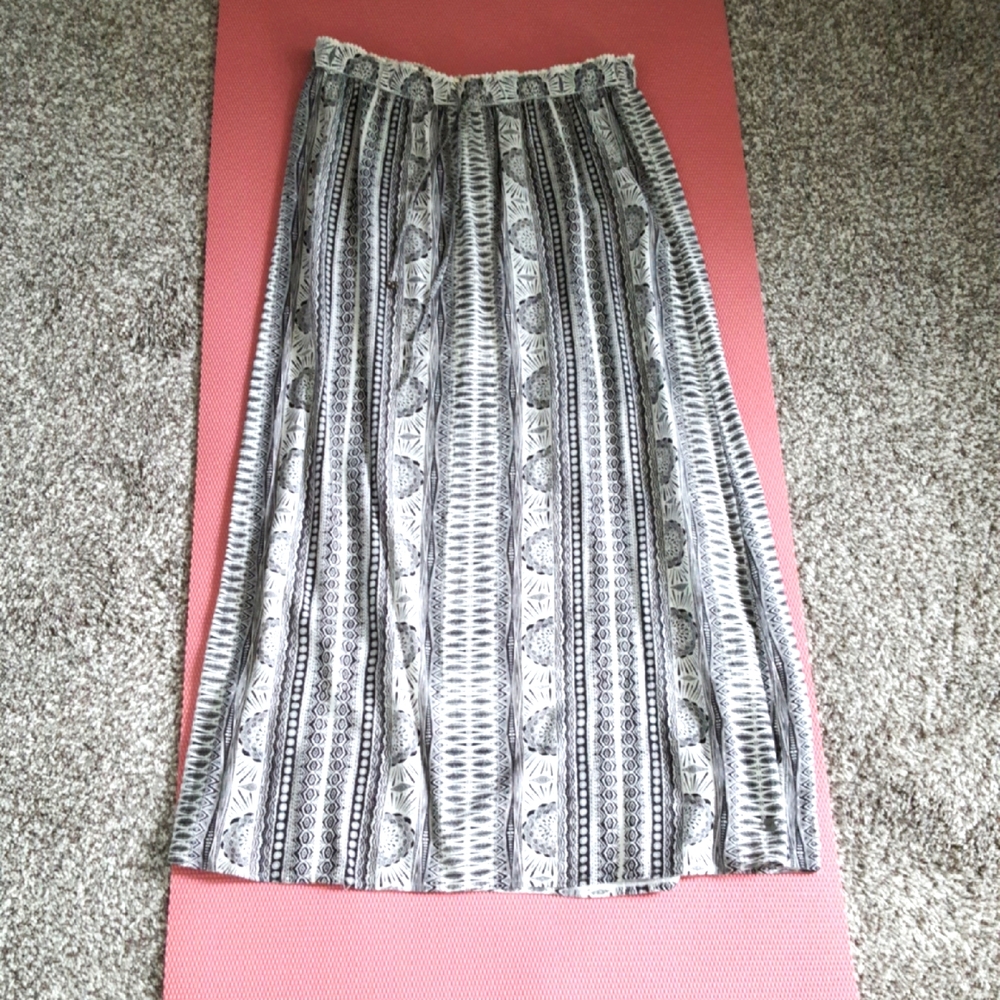 Roxy maxi skirt
